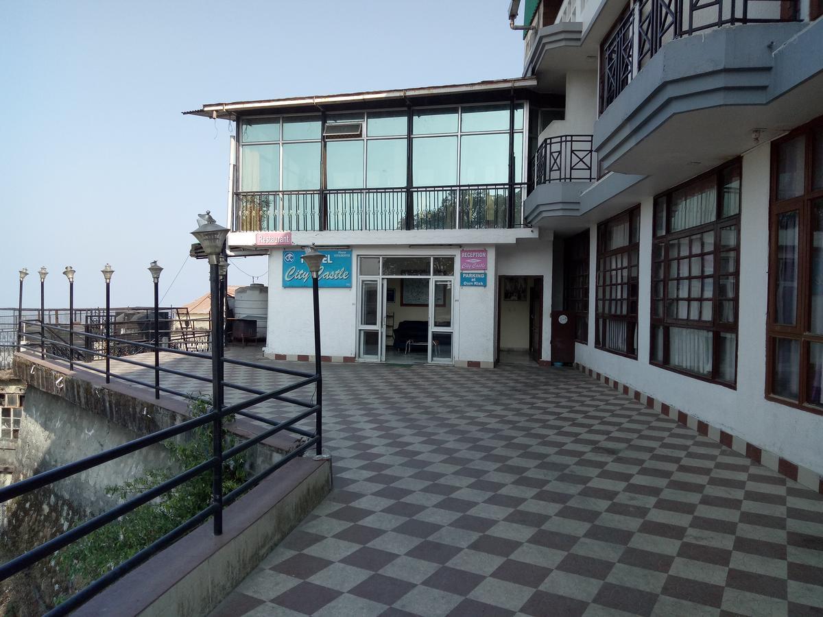 Hotel City Castle Мусори Екстериор снимка